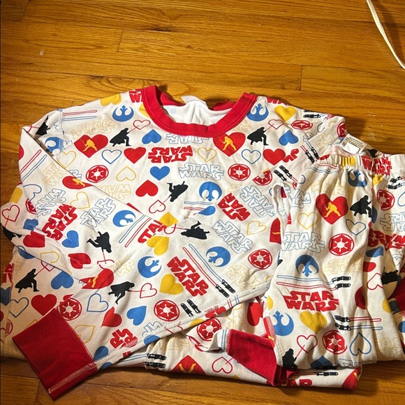 Star Wars Other - VALENTINES DAY Hanna Andersson Star Wars Multicolor Pajama Set